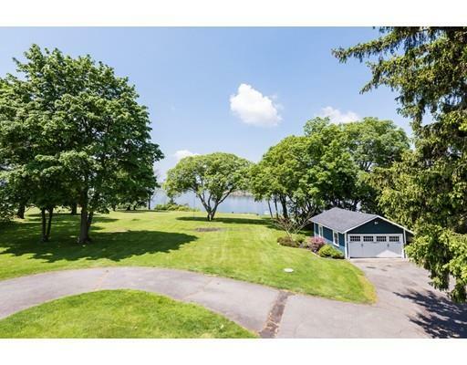 Property Photo:  69 Nanaquaket Road  RI 02878 