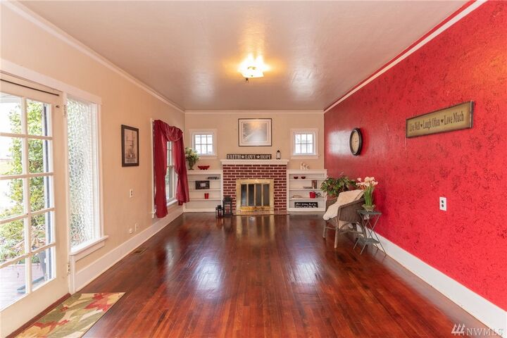 Property Photo: 212 M St WA 98531