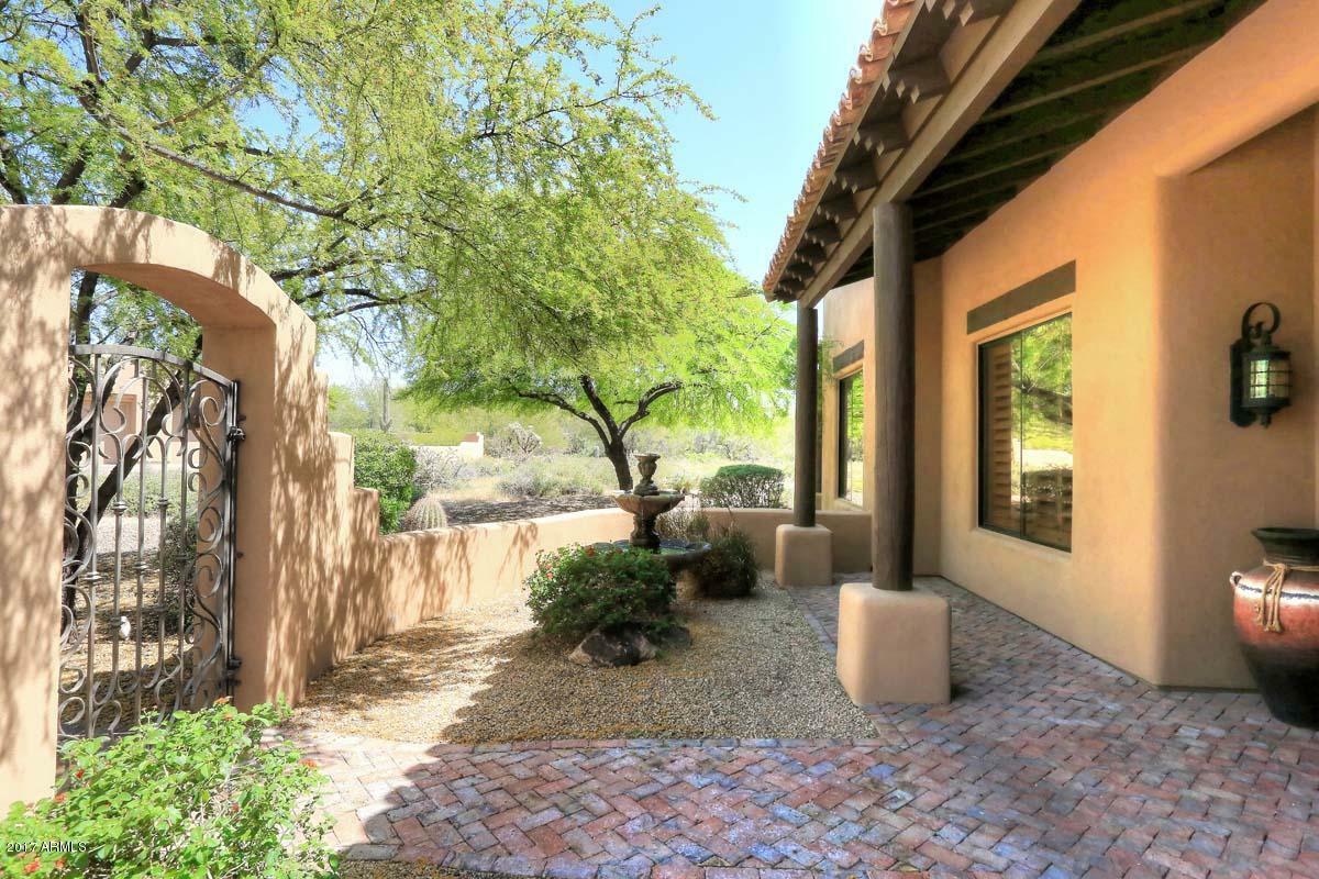 Property Photo:  5641 E Canyon Creek Circle  AZ 85377 