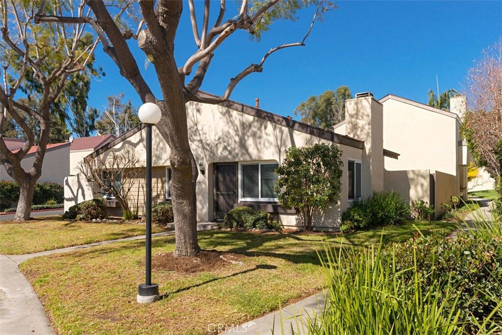 Property Photo: 27575 Brookside Lane CA 92675