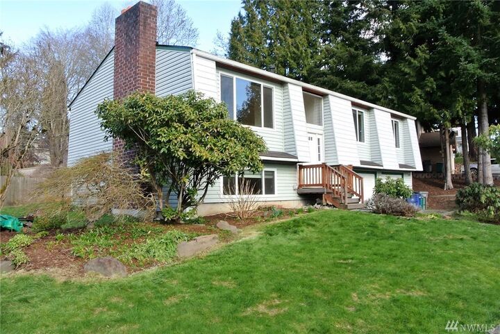 Property Photo:  8900 NE 136th St  WA 98034 