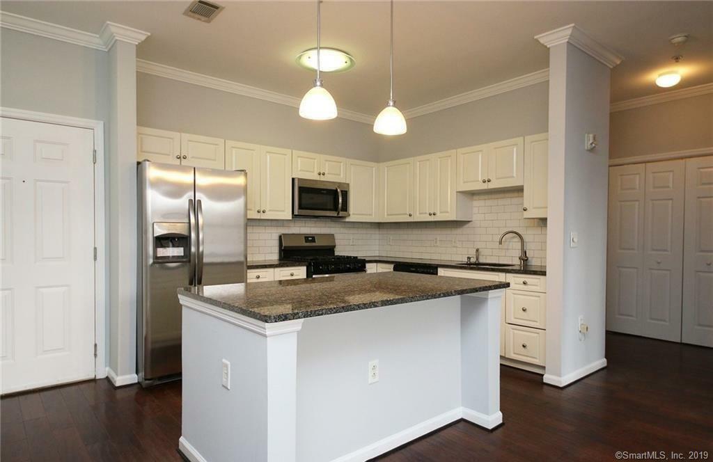 Property Photo: 35 West Broad Street 105 CT 06902