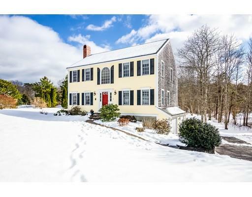 Property Photo:  1 Ridgehill Ln  MA 02562 