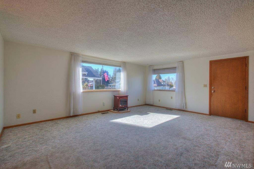 Property Photo:  4305 S Sheridan Ave  WA 98418 