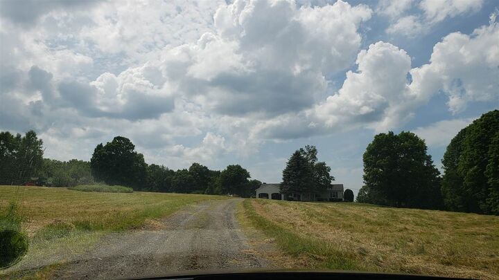 Property Photo: 1038 County Road NH 03608