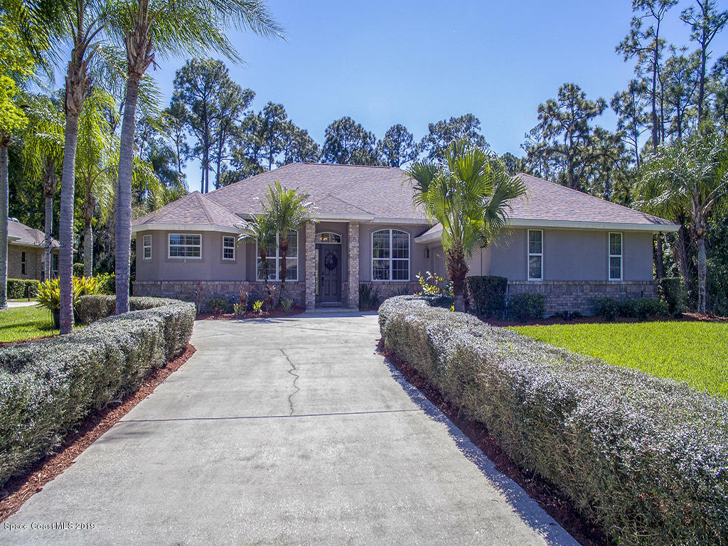 Property Photo:  4077 Snowy Egret Drive  FL 32904 