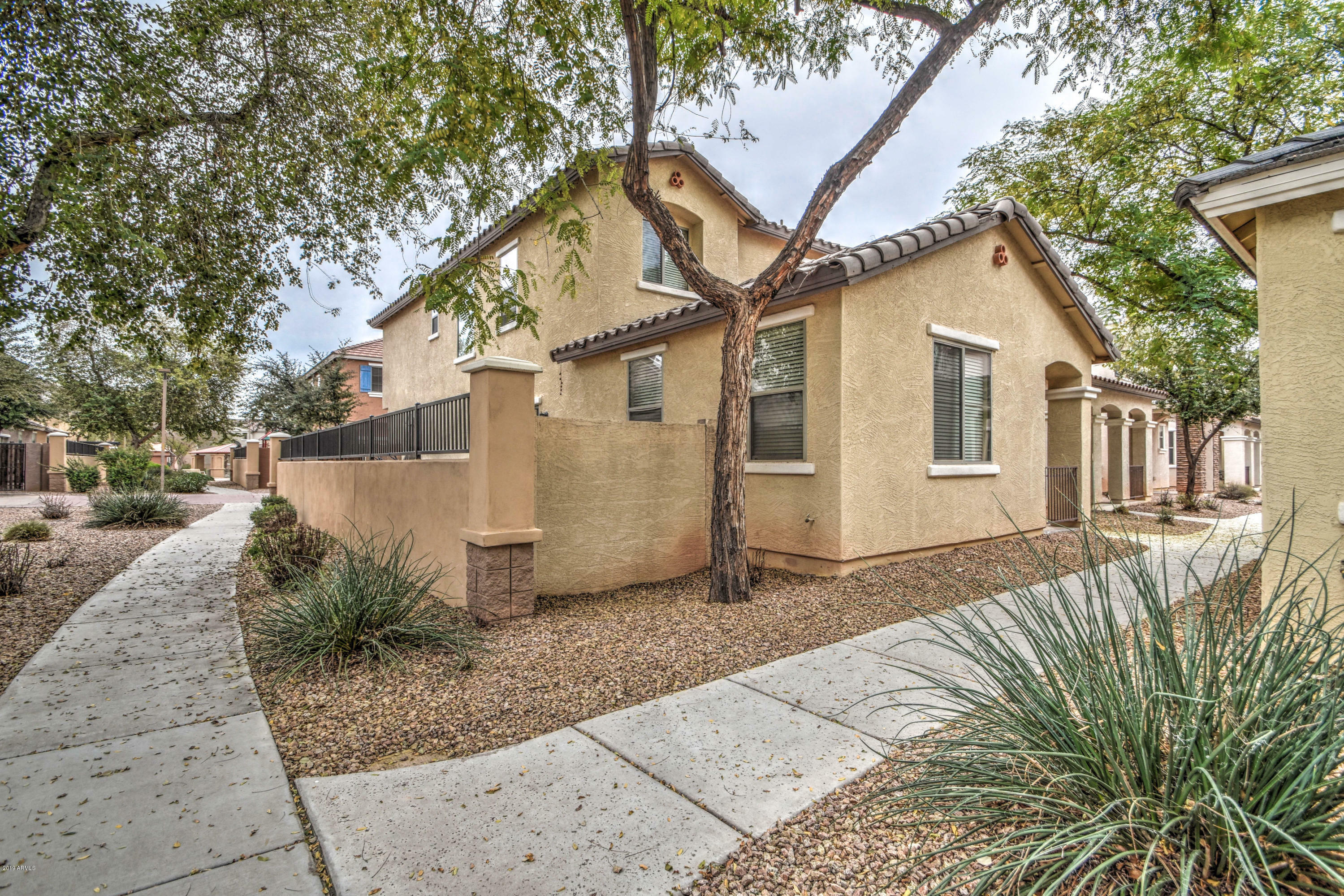 Property Photo: 110 E Palomino Drive AZ 85296
