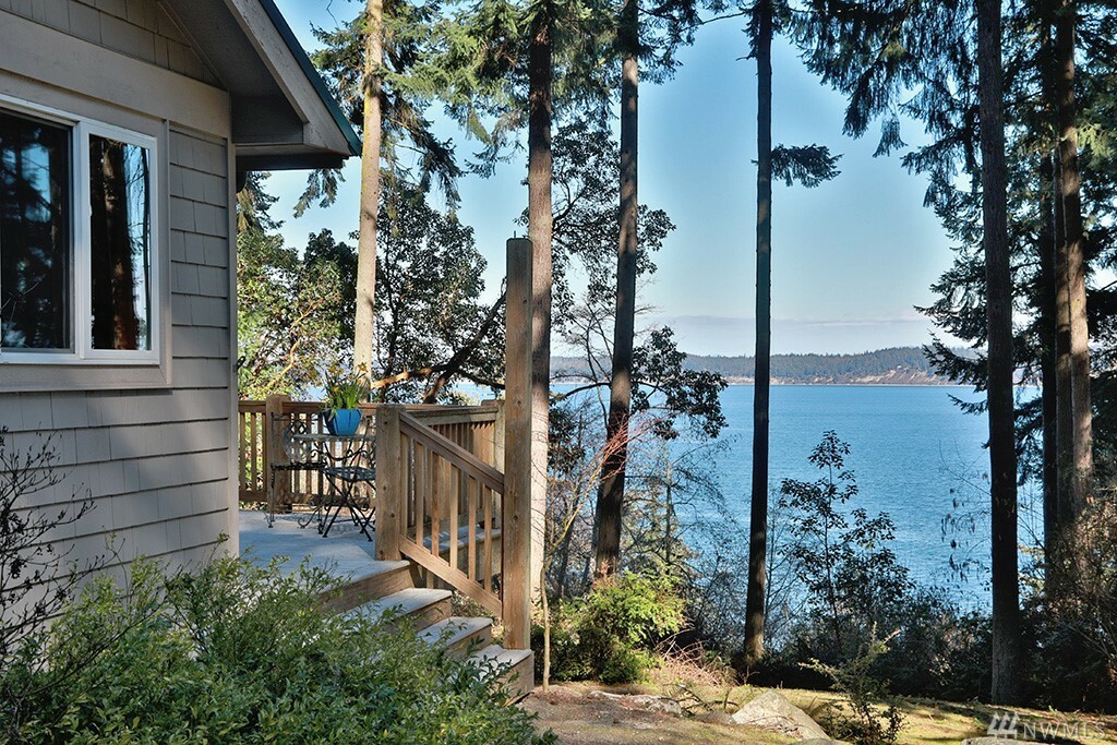 Property Photo:  3727 Saratoga Rd  WA 98260 