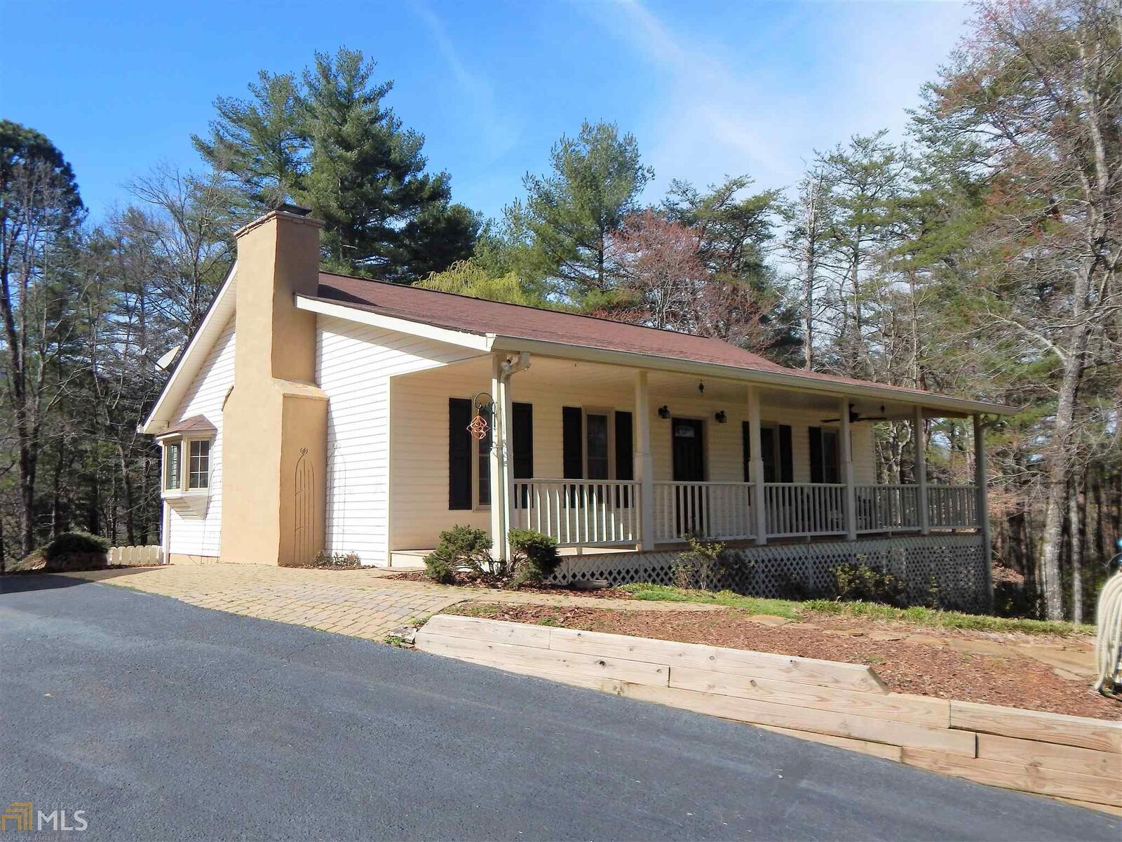 Property Photo:  424 Horton Creek  GA 30545 
