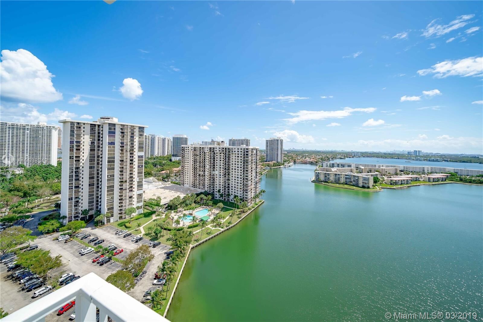 Property Photo:  2851 NE 183rd St Ph 17E  FL 33160 