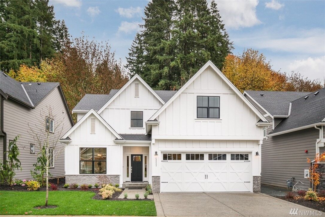 Property Photo:  509 SE Croston Lane  WA 98027 