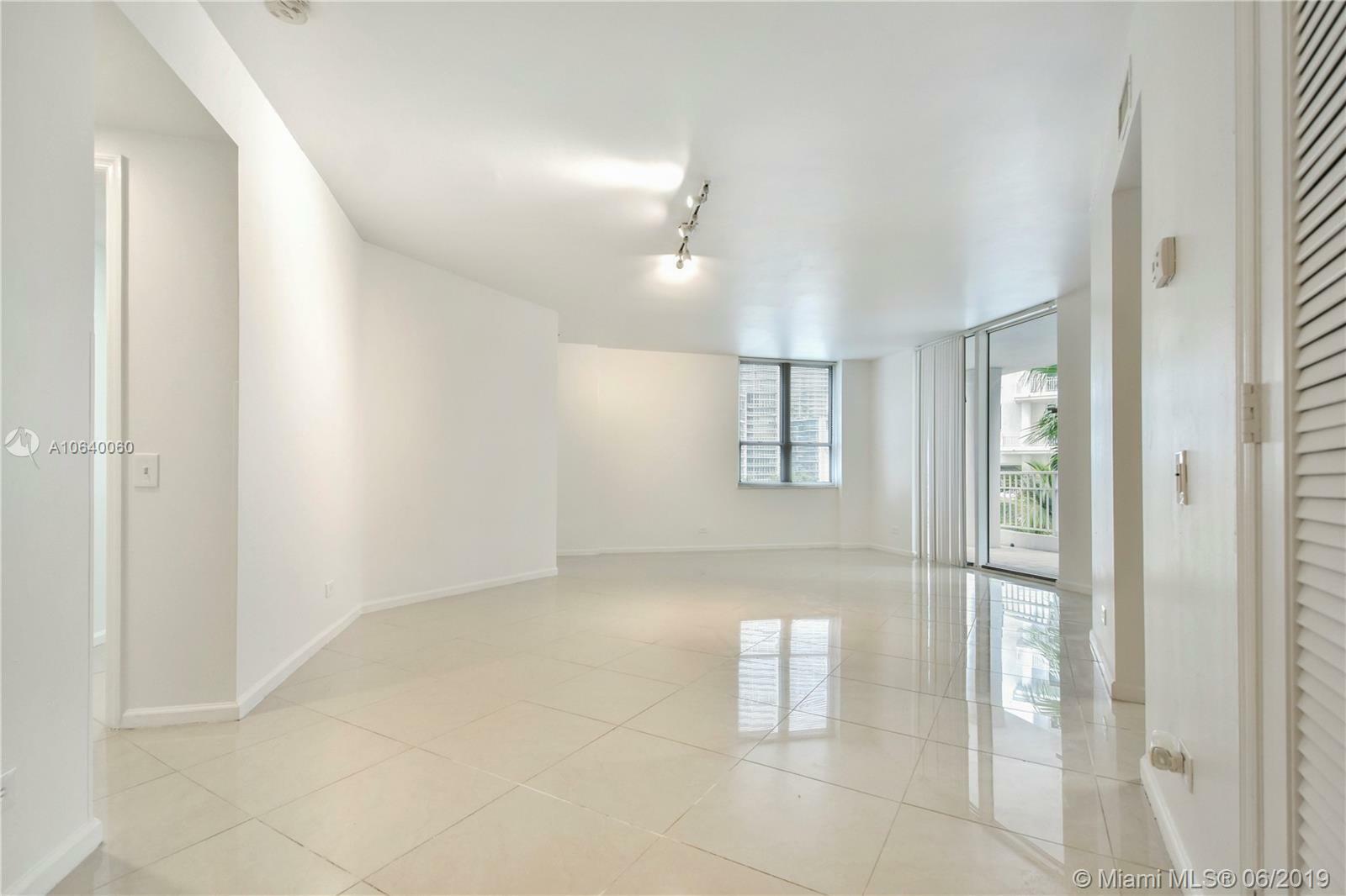 Property Photo:  701 Brickell Key Blvd 404  FL 33131 