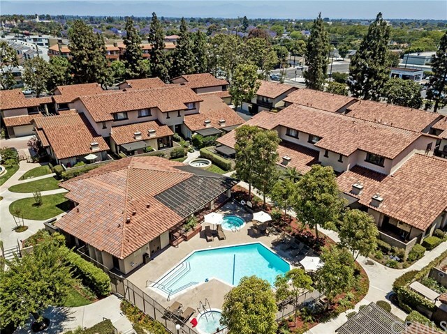 Property Photo: 5056 E Atherton Street CA 90815