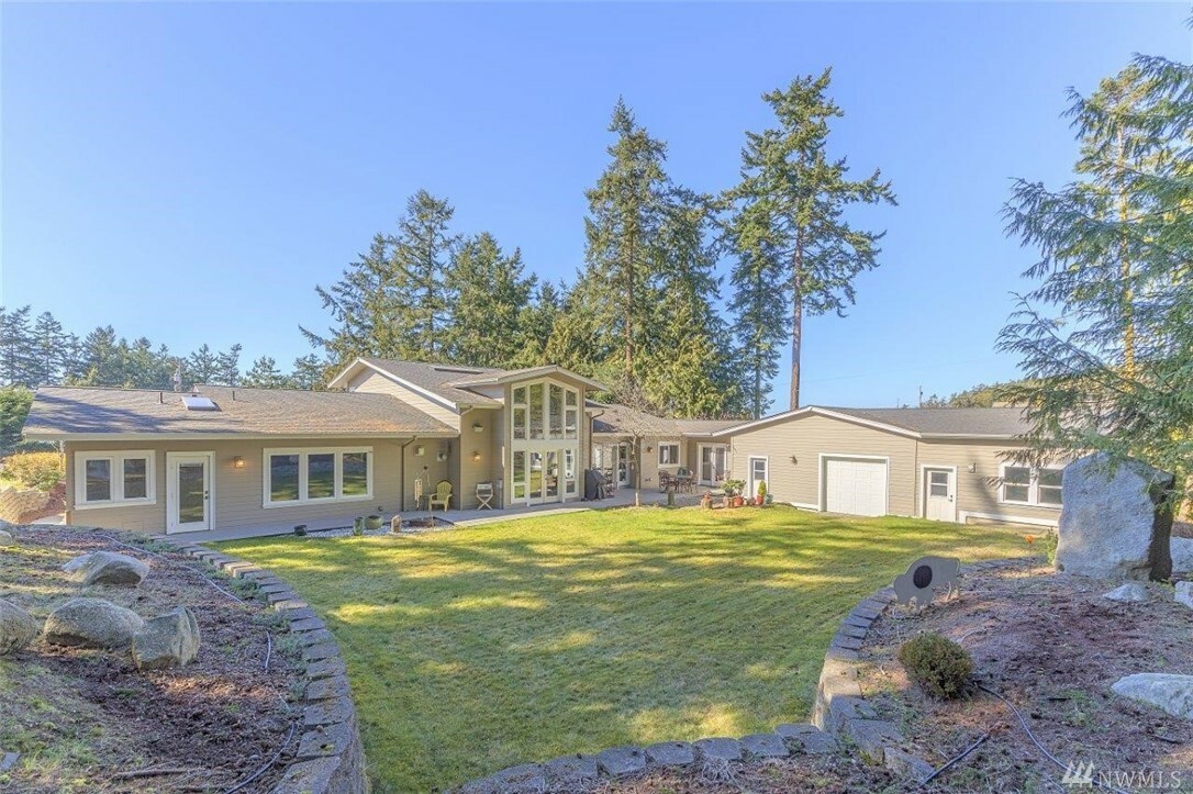 Property Photo:  66 N Palmer Dr  WA 98368 