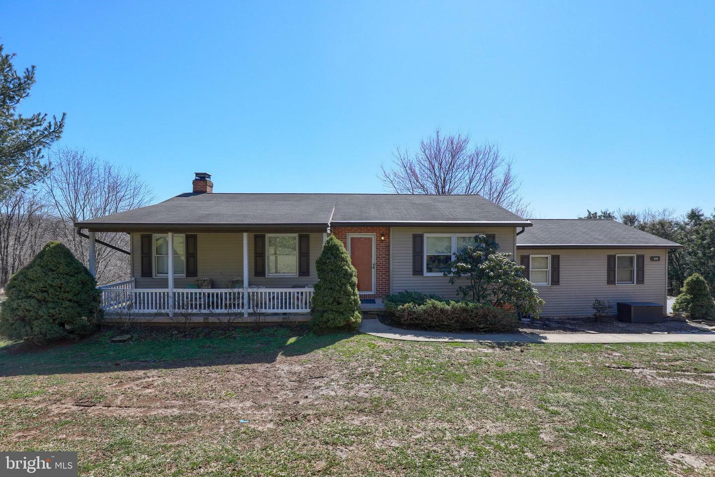 Property Photo:  479 Hilldale Road  PA 17532 