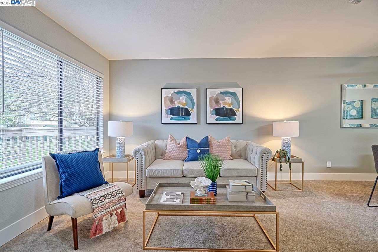 Property Photo: 214 Galano Plz CA 94587