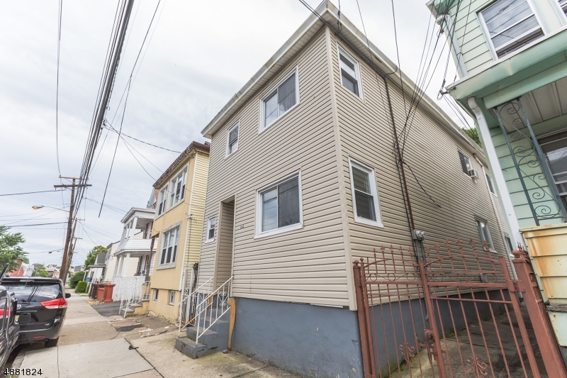 Property Photo: 162 Lyon St NJ 07524