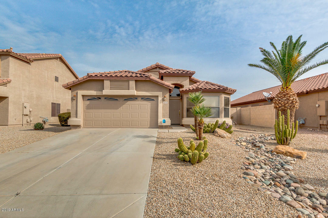 Property Photo:  10234 W Country Club Trail  AZ 85383 