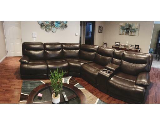 Property Photo: 2400 Skyline Dr 5 MA 01854