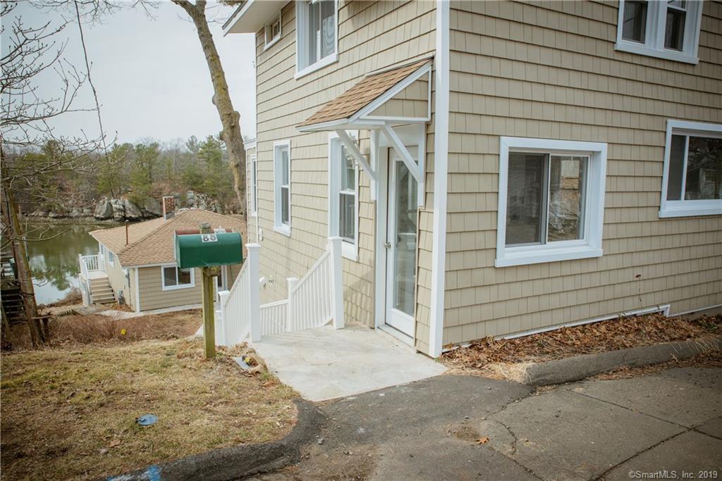 Property Photo: 88 Riverview Avenue 86 CT 06405