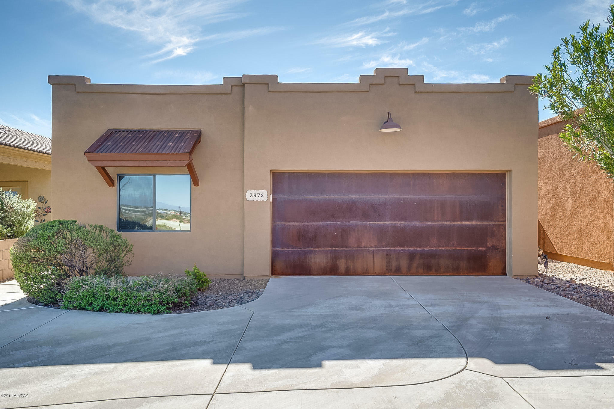 Property Photo:  2476 W Silver Vista Place  AZ 85745 