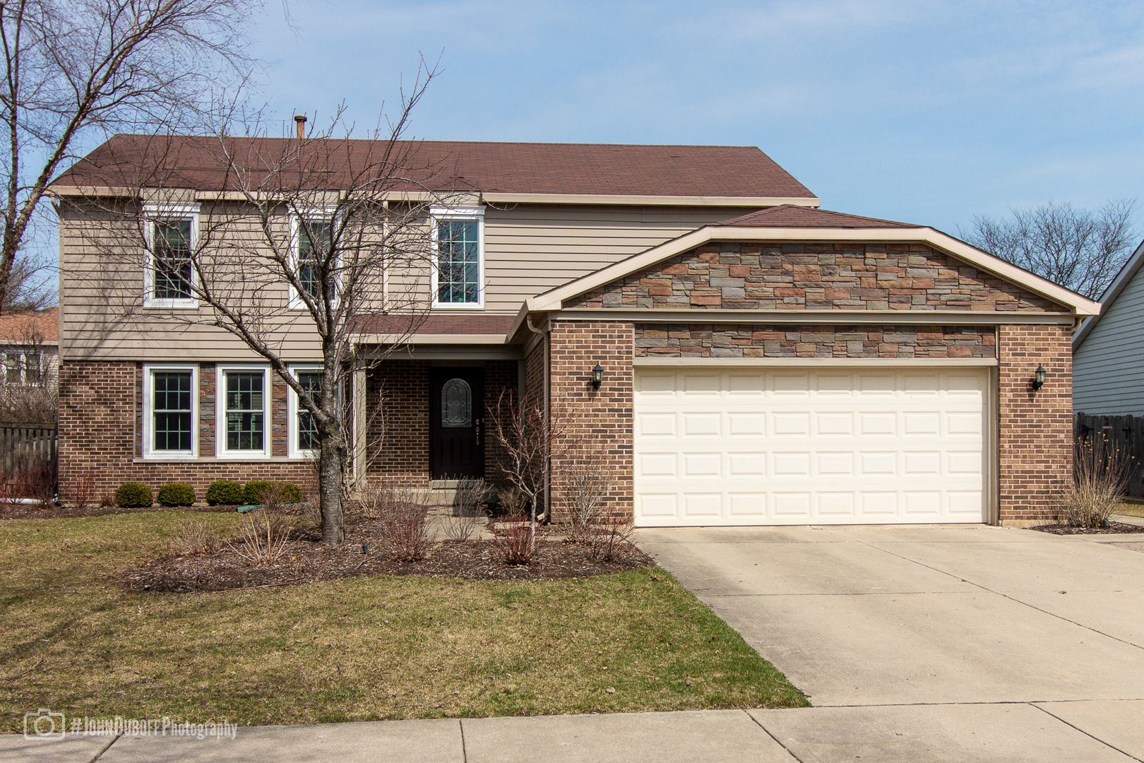 Property Photo:  915 Highland Grove Drive  IL 60089 