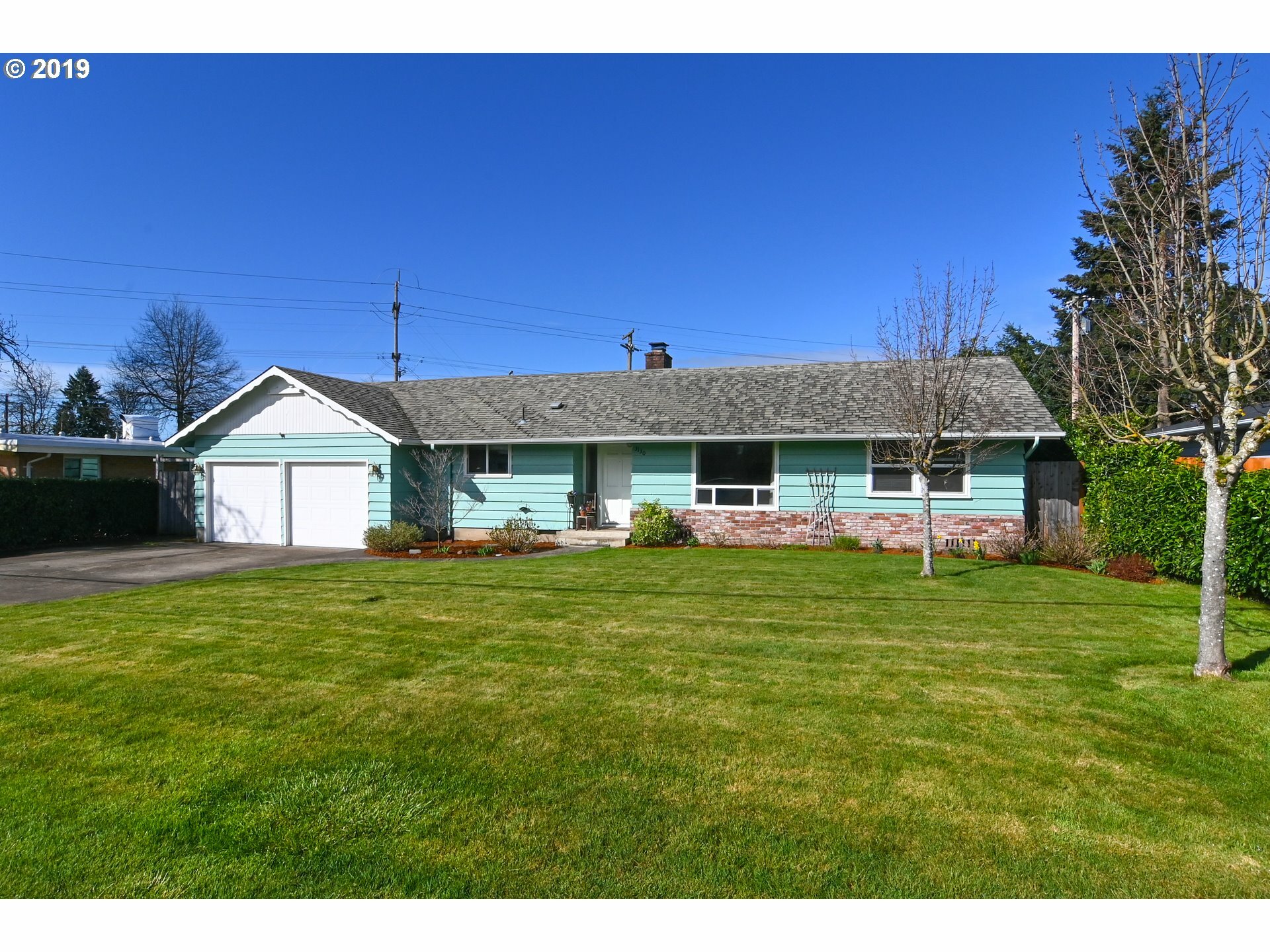 Property Photo: 3130 Game Farm Rd OR 97477