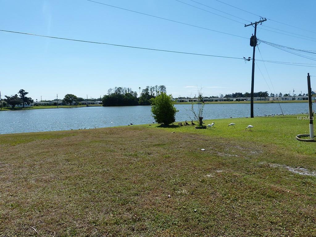Property Photo: 955 Cherry Hills Drive FL 33573