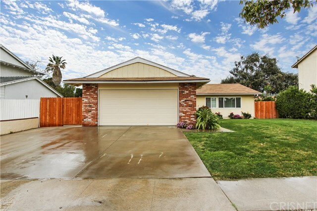 Property Photo:  2125 Abraham Street  CA 93065 