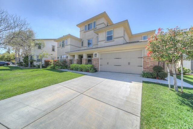 Property Photo: 46365 Canyon Crest Court CA 92592