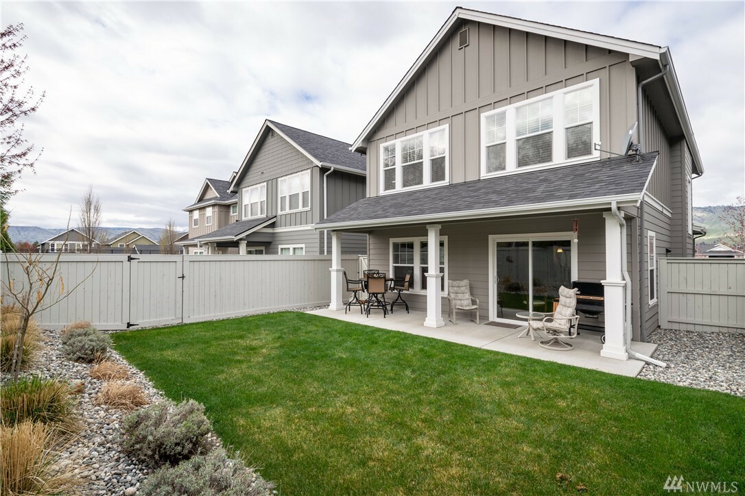 Property Photo: 2452 NW Columbia Ave 38 WA 98802