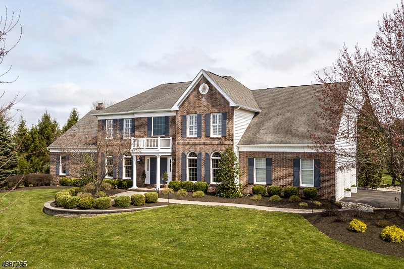 Property Photo: 37 Vanderveer Dr NJ 08502