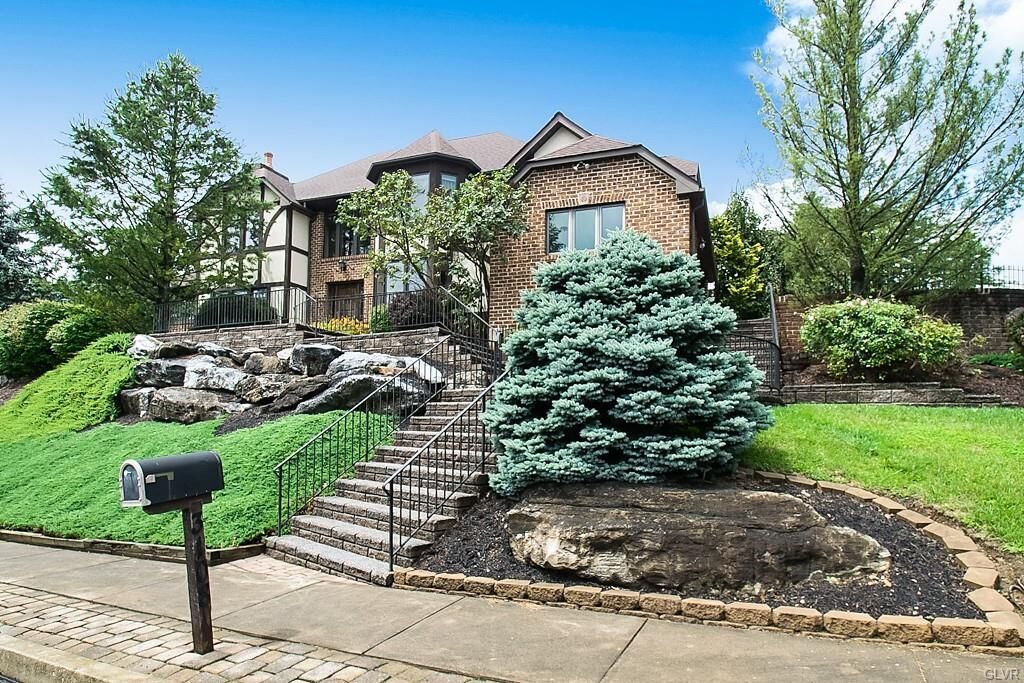 Property Photo:  3108 Sodl Lane  PA 18052 