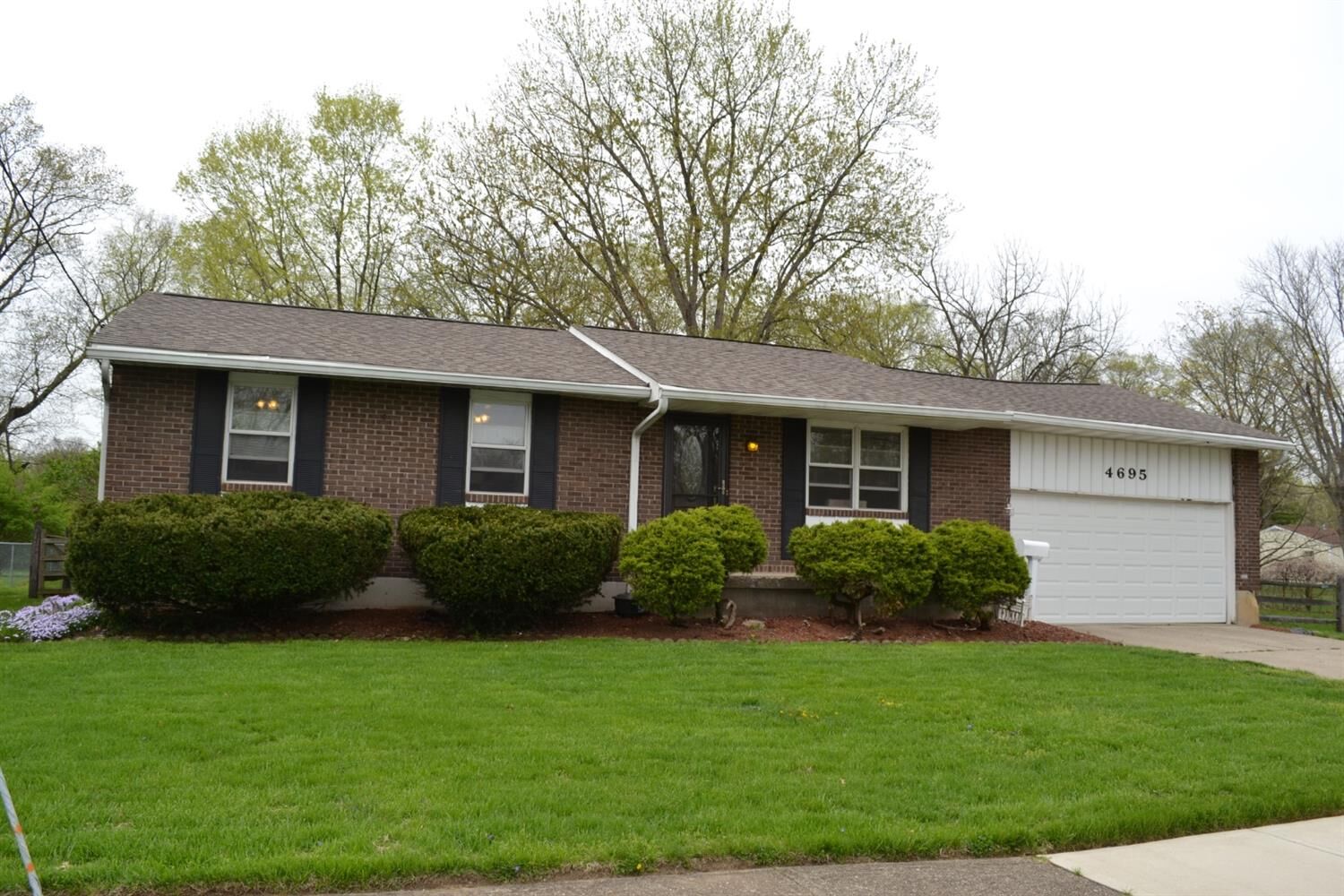 Property Photo: 4695 Castleton Drive OH 45014