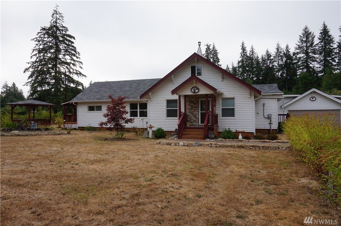 Property Photo:  802 Elma McCleary Rd  WA 98557 