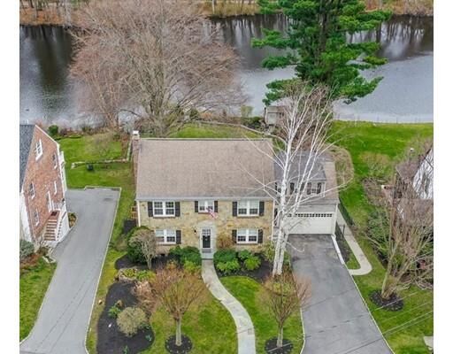 Property Photo:  15 Kingswood Rd  MA 02466 