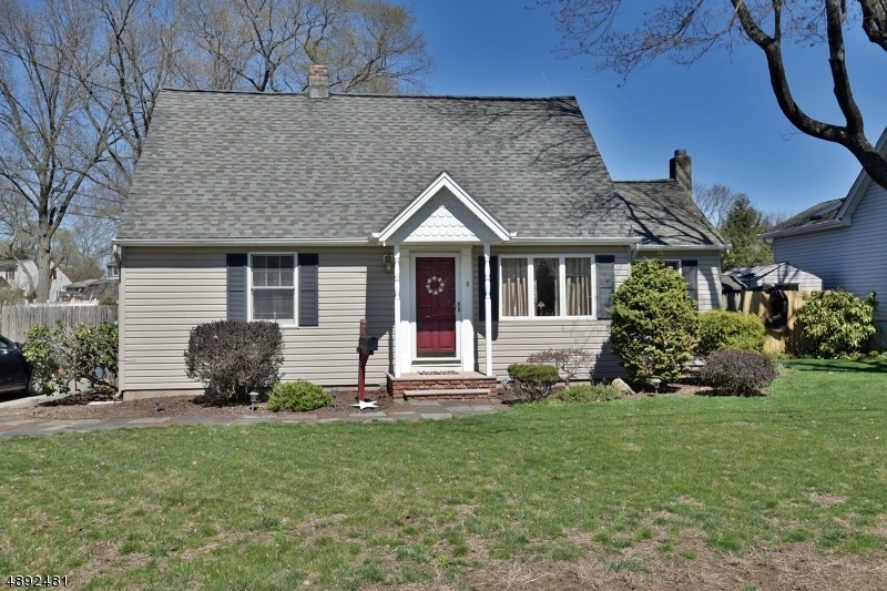 Property Photo: 8 Decker Rd NJ 07420