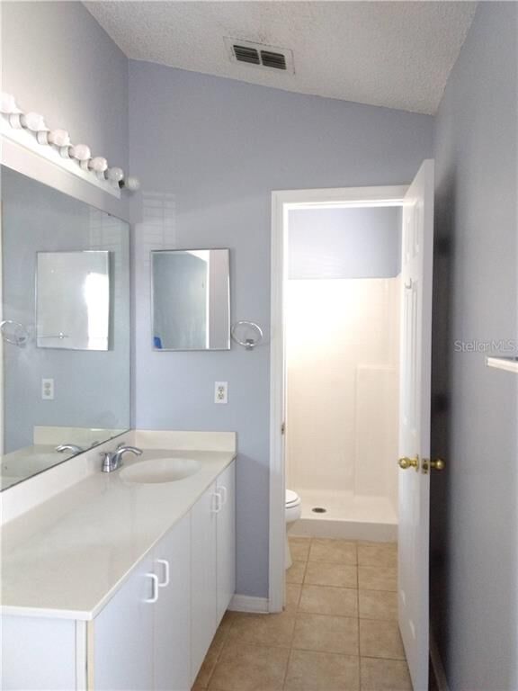 Property Photo: 121 Carmel Bay Drive FL 32771