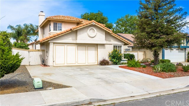 Property Photo:  27679 Avenida Halago  CA 92585 