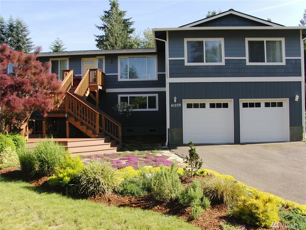 Property Photo:  41259 SE 123rd St  WA 98045 