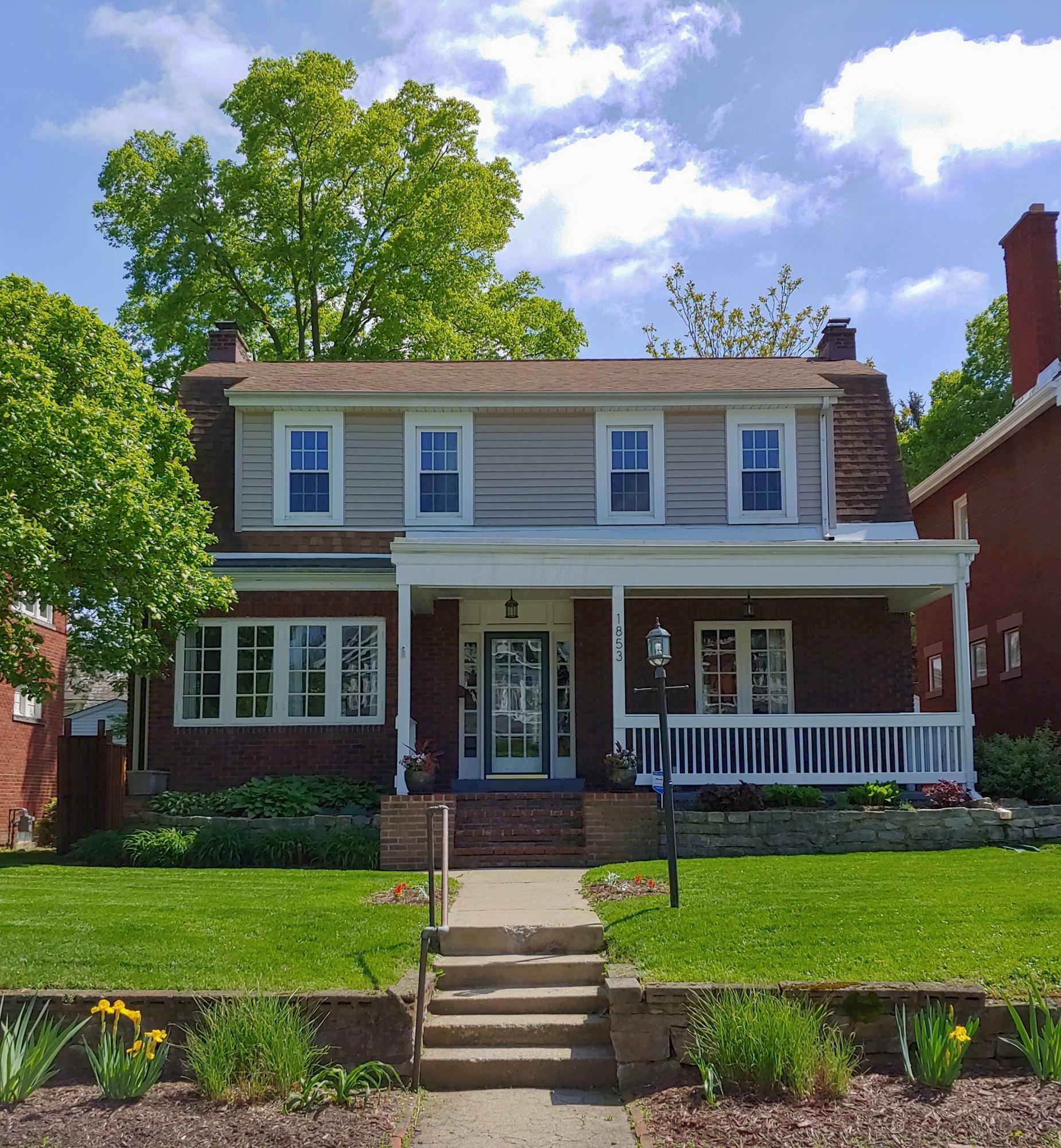 Property Photo: 1853 Oak Street OH 43205
