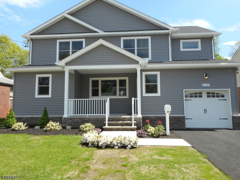 Property Photo: 17 Hunter Pl NJ 07410