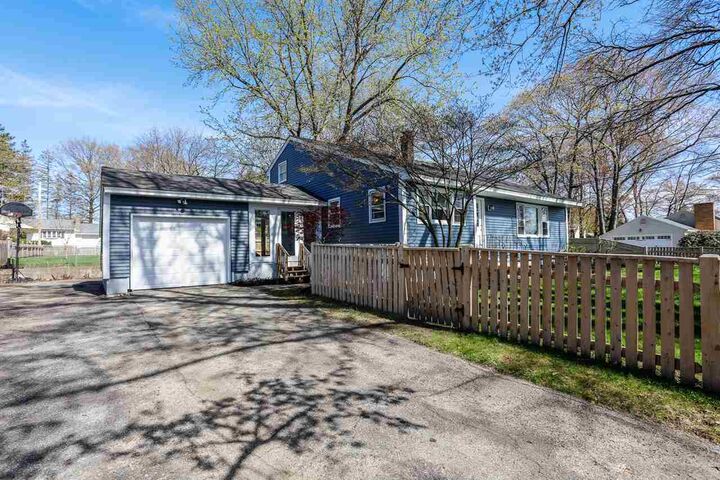Property Photo:  147 West Haven Road  NH 03104 