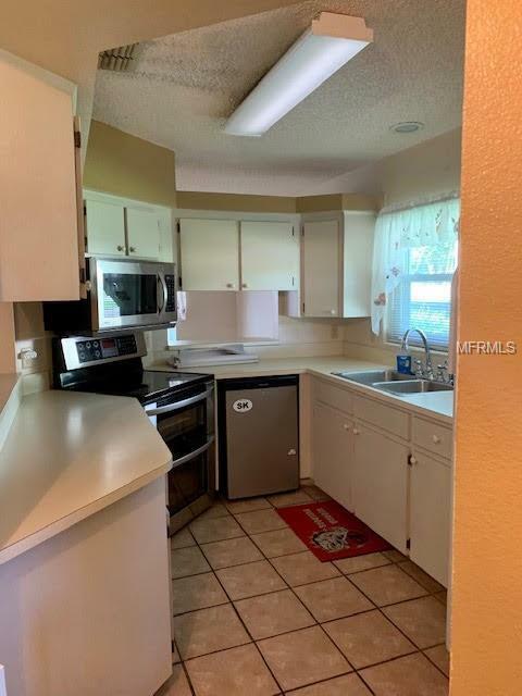 Property Photo:  5145 S Dossey Road  FL 33811 