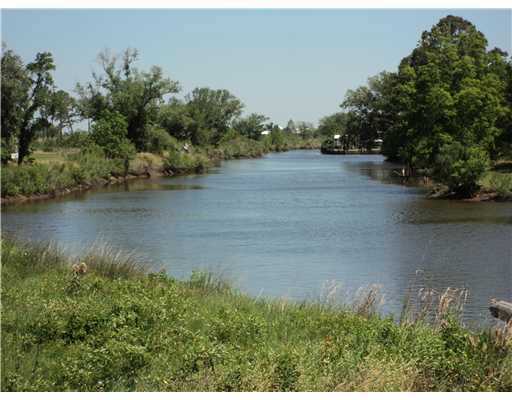 Property Photo:  18 Sugarfield Road  MS 39520 