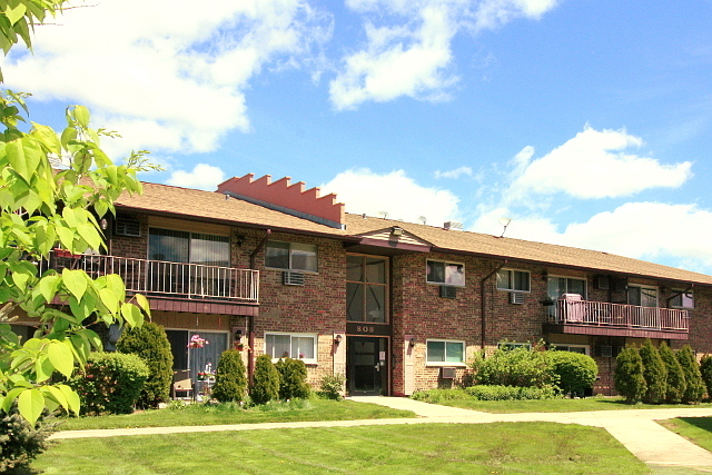 Property Photo:  808 East Old Willow Road 202  IL 60070 