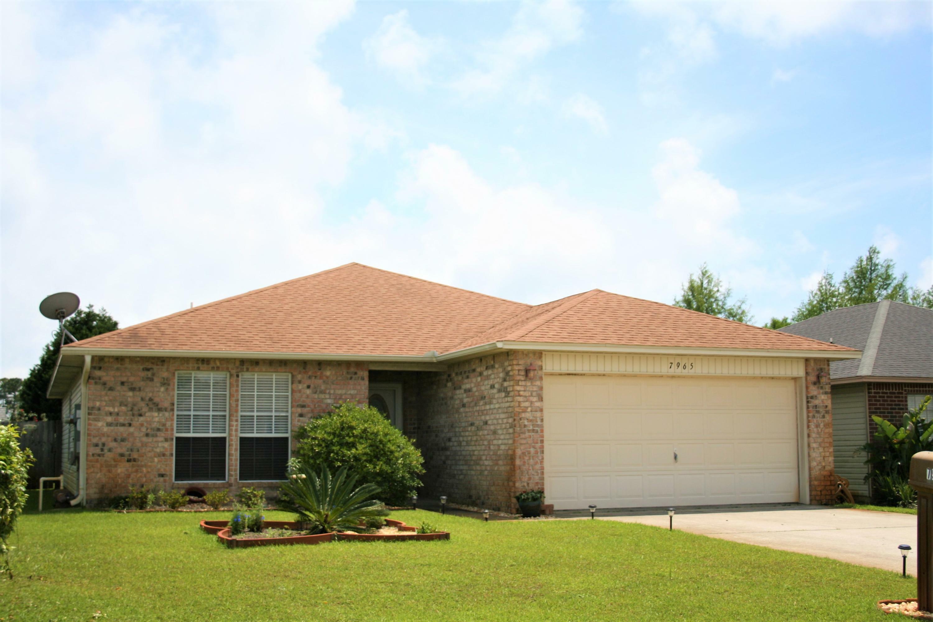 Property Photo:  7965 Promise Creek Road  FL 32566 