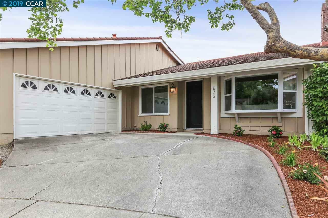 Property Photo:  675 New Haven Ct  CA 94598 