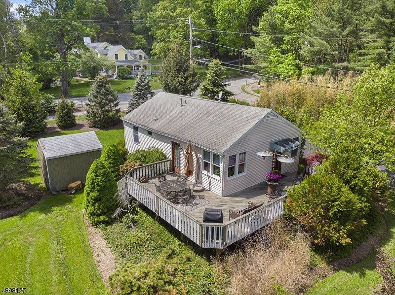 Property Photo:  3 Herbann Lane  NJ 07945 