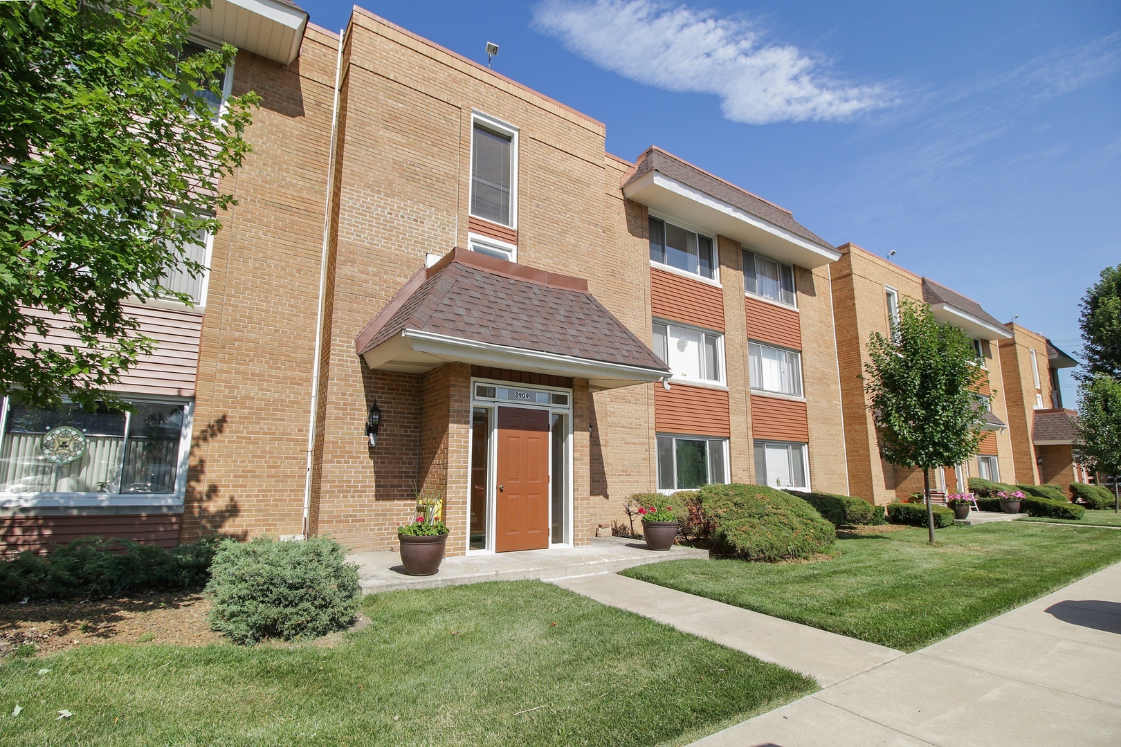 Property Photo:  3909 West 123rd Street 302A  IL 60803 